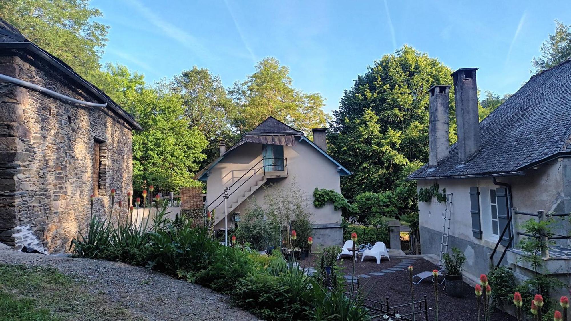 Domaine Le Mayne Chabrignac Exteriör bild